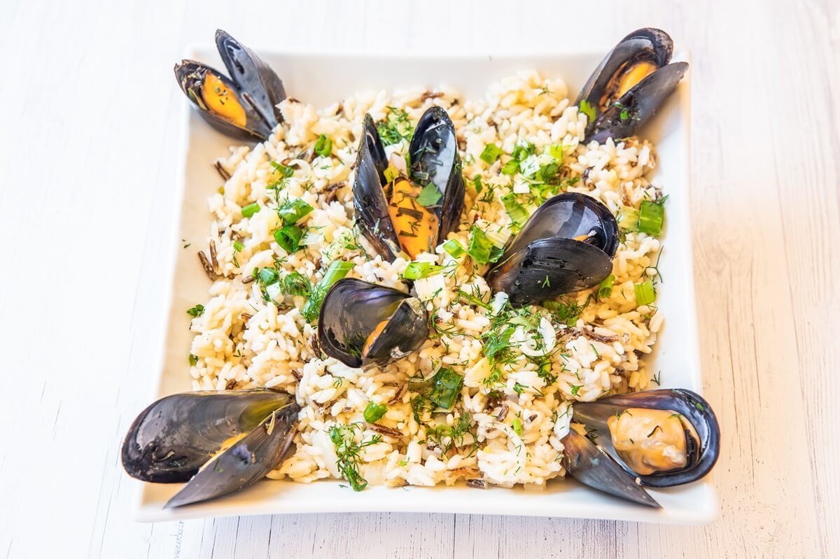 Mussels with rice